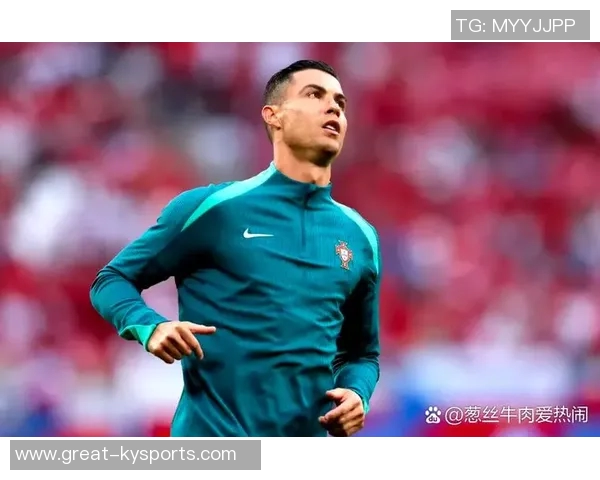 C罗在欧洲杯赛场上的精彩瞬间与奋斗故事分享