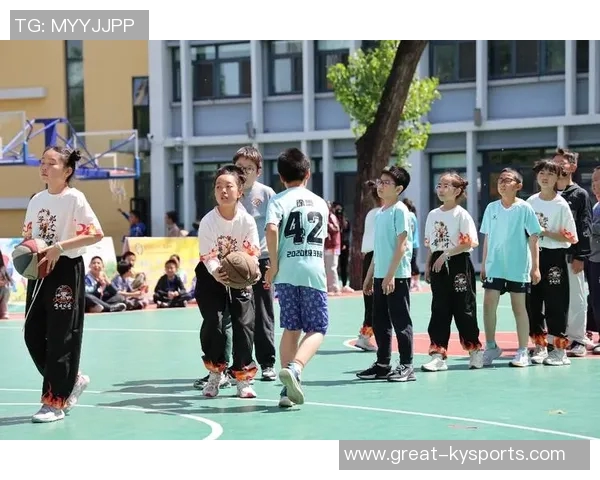 小孩追梦篮球明星的感人故事与精彩视频分享